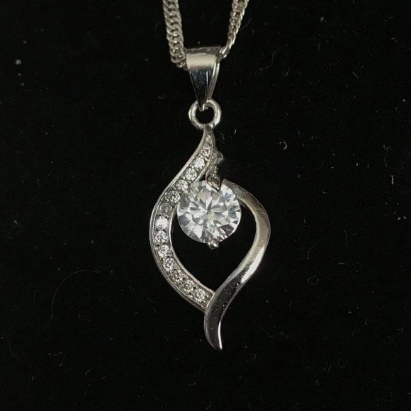 16" Gorgeous .75CT 5A CZ Platinum Plated S925 Sterling Silver Necklace - Picture 3 of 9